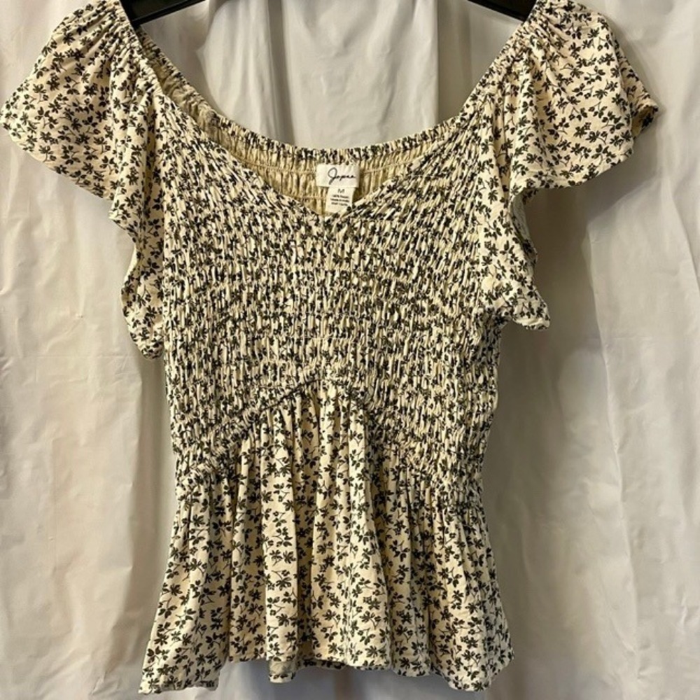 Japna Ditsy Floral Smocked Peplum Top V-Neck Flutter Sleeve Dainty Prairie Sz M